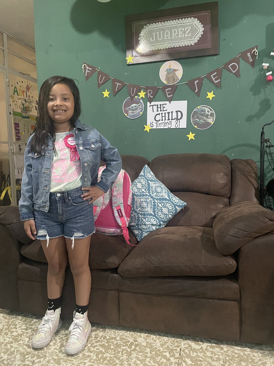 Jooooeeeel's tweet photo. Feliz cumpleaños amor de mi vida!! Dios te ha bendecido con 8 maravillosos años. Te amo Yael!!
Happy birthday my love!! God has blessed you with 8 wonderful years. I love you Yael!! https://t.co/RpS5H9W2me