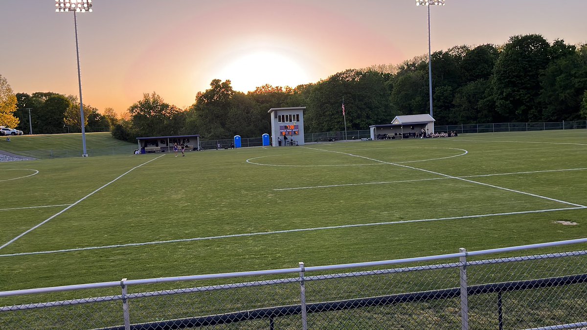 BGHSPurplesNews's tweet image. Lady Purples Lax leading 10-4 at halftime over Woodford County. Liz Moran and Abbie May with the scoring. (Plenty of time left, head on over to support the Lady Purples.)