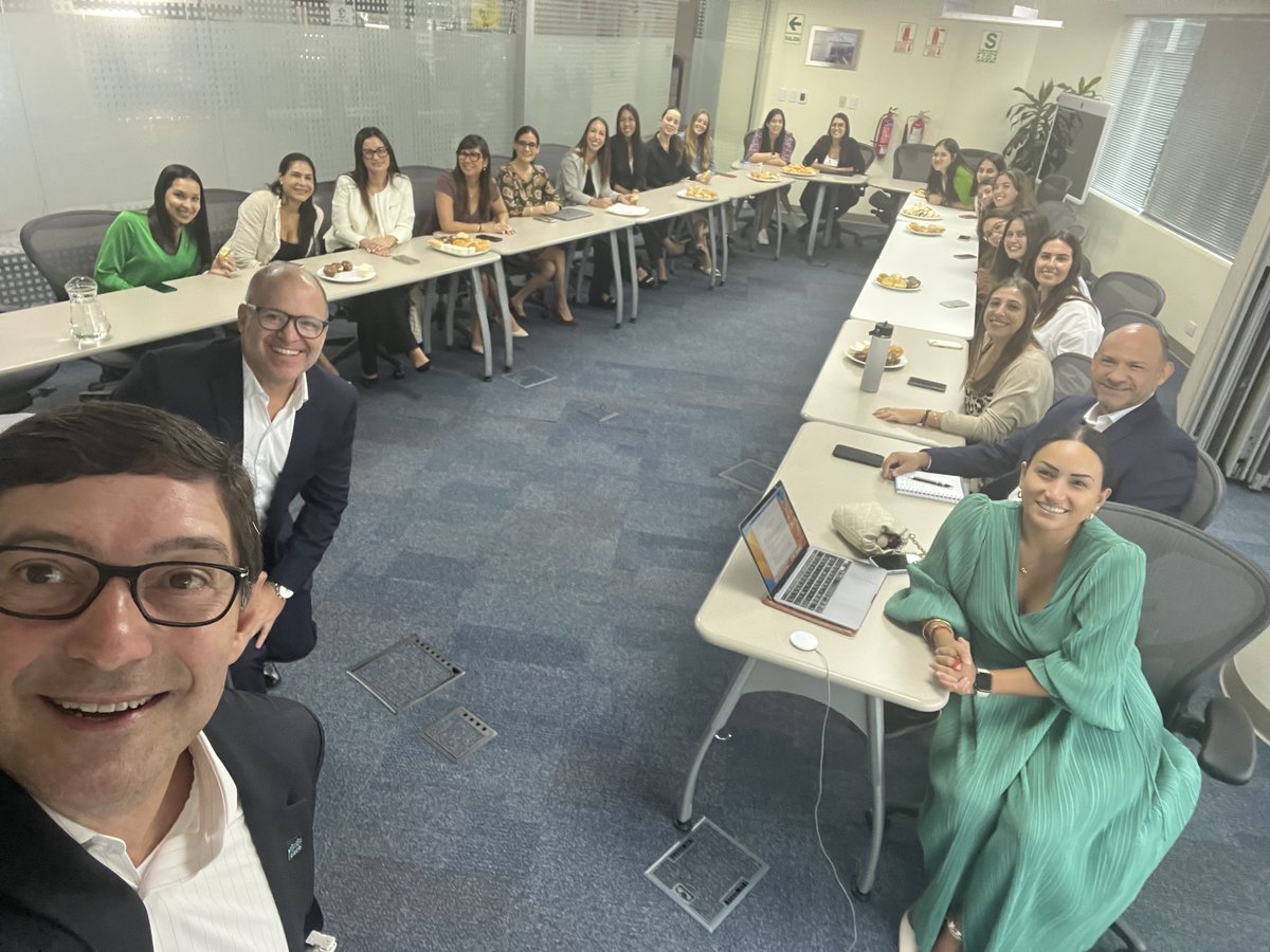 Laercioabq's tweet photo. 41% of @Cisco Peru 🇵🇪 employees are female. Pretty cool, right? 🤗 It was inspiring to hear from our #WomenOfCisco on how we can make @CiscoLatam even more inclusive! Empowering women is a mission everyone should embrace. 👐 #WeAreCisco #CiscoPeru #ProudToBeLatam https://t.co/DSKRn5z0Vg