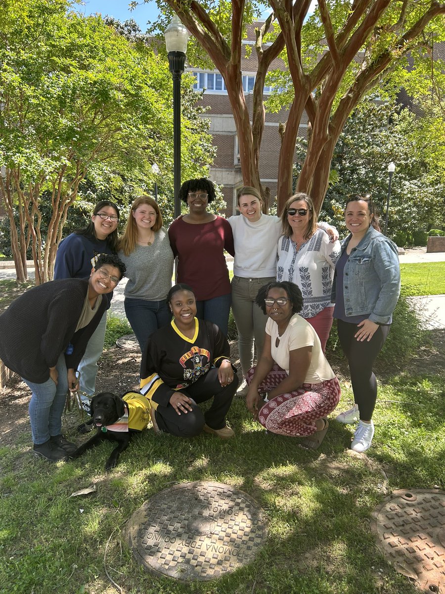 jl_coffman's tweet photo. Bubbles and sidewalk chalk to celebrate a group of students who has been such a joy- even through a pandemic.

I know they will keep growing and supporting each other.

Shout out to our grads-2 PhDs, 1 MS, and our undergrads (missing 1!). 

A productive year all around! https://t.co/Js01PwJkJY