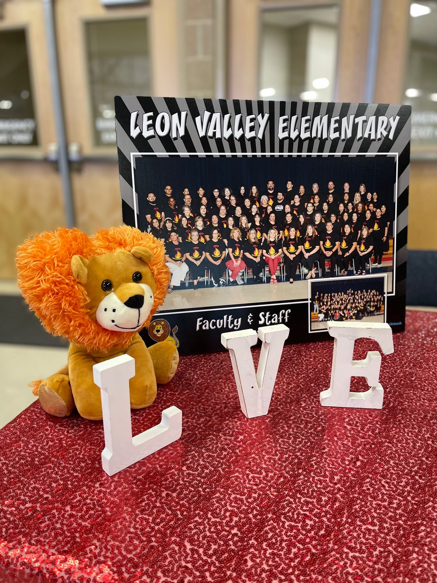 We are celebrating #TeacherAppreciationWeek @NISDLeonValley. Thank you to our wonderful teachers for their dedication to our students! 🦁 Estamos celebrando a nuestras maestras esta semana y queremos agradecer su dedicación a nuestros estudiantes. #BestTeachers in @NISD