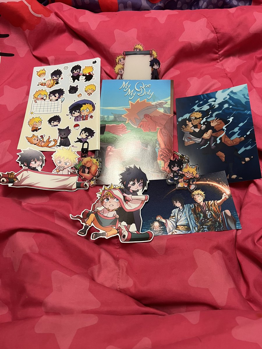 hareraisers's tweet photo. I got this as a gift from my mom and I’m in love @snszine thank you so much!!!! https://t.co/g2XwHxLrvo