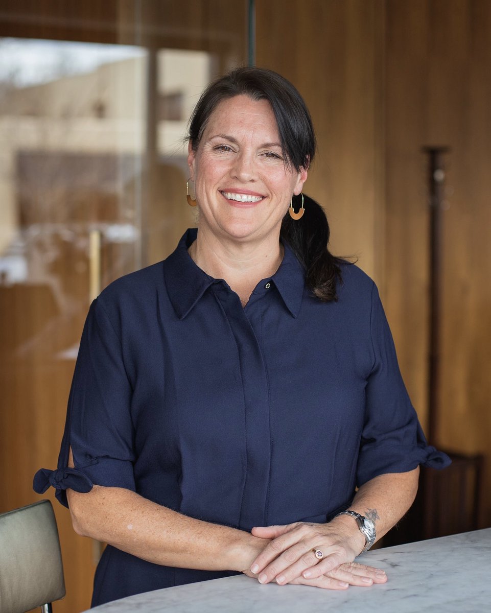 R O S E 

Rose Votta, or General Manager, is a true hospitalian, born and raised in New York. Rose began her hospitality journey in Aspen, where she worked at the Little Nell, a five-star property and world-renowned restaurant. 

When Frasca Food and Wine owners Bobby Stuckey and