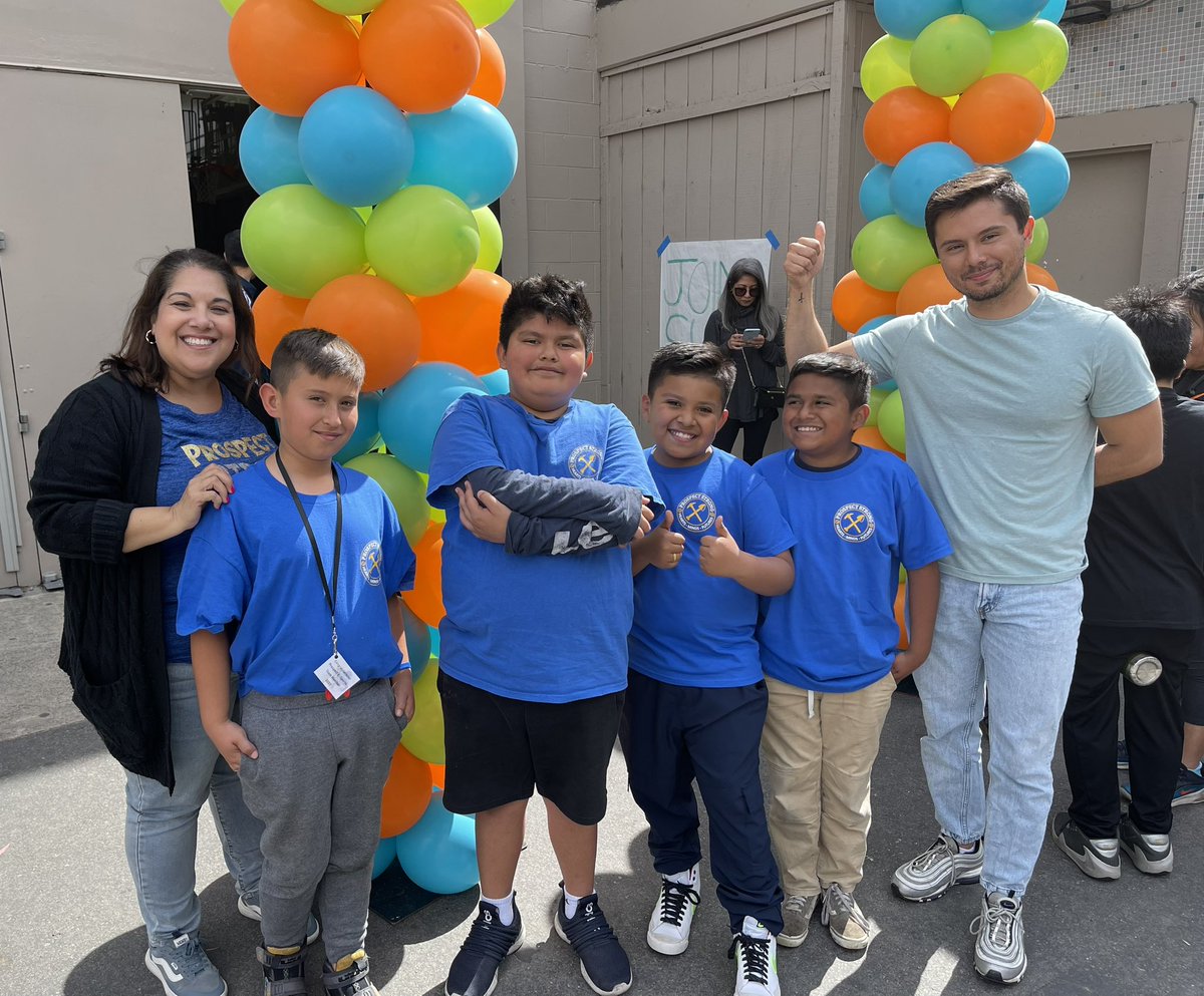 M. Hinton tweet media