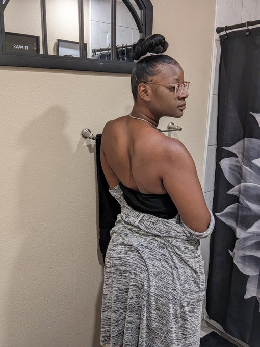 Loving my back n arms right now😍 https://t.co/eJveychHin<a href="/tag/youmightwannadoitjustlikeme"class="tags"><span>#youmightwannadoitjustlikeme</span></a>