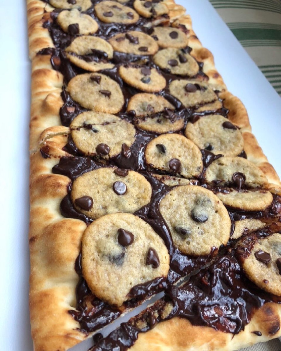 EatPastry tweet media