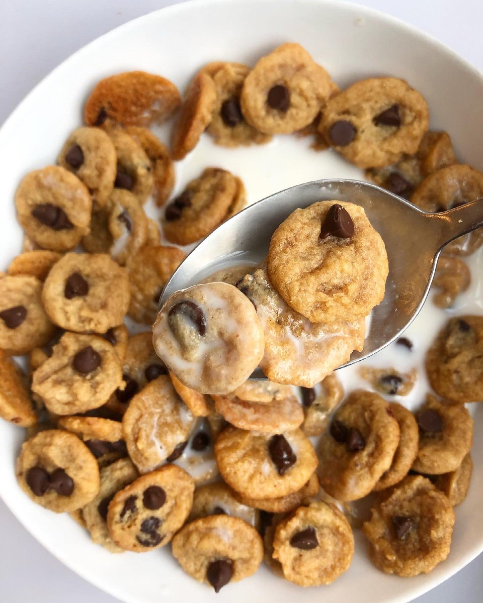 EatPastry tweet media