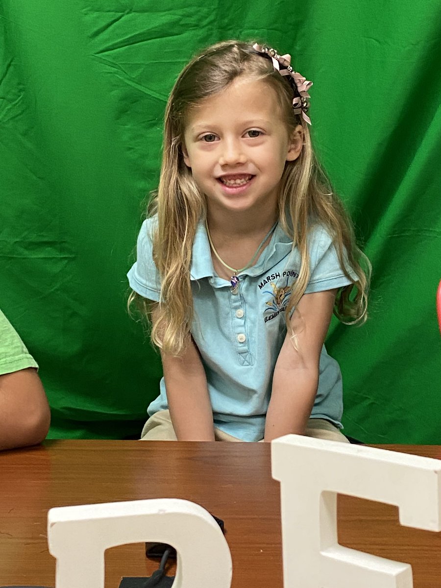 ToniLipscher's tweet image. Cutest  guest anchor EVER @MarshPointeEl ! Our sweet Kinder on the WMPE morning News! @MarshPointePTO @MPEPrincipal #lovemylibrarypbcsd