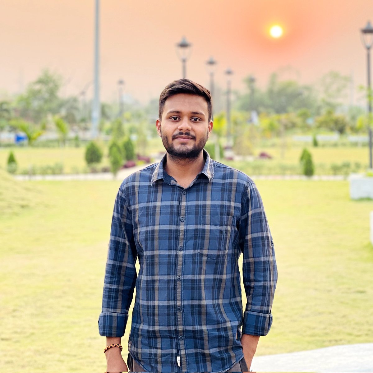 Amantripathi425's tweet photo. #NewProfilePic https://t.co/EV9ni5FQg4