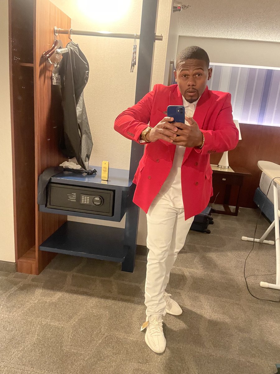 Am really him cameras on or off