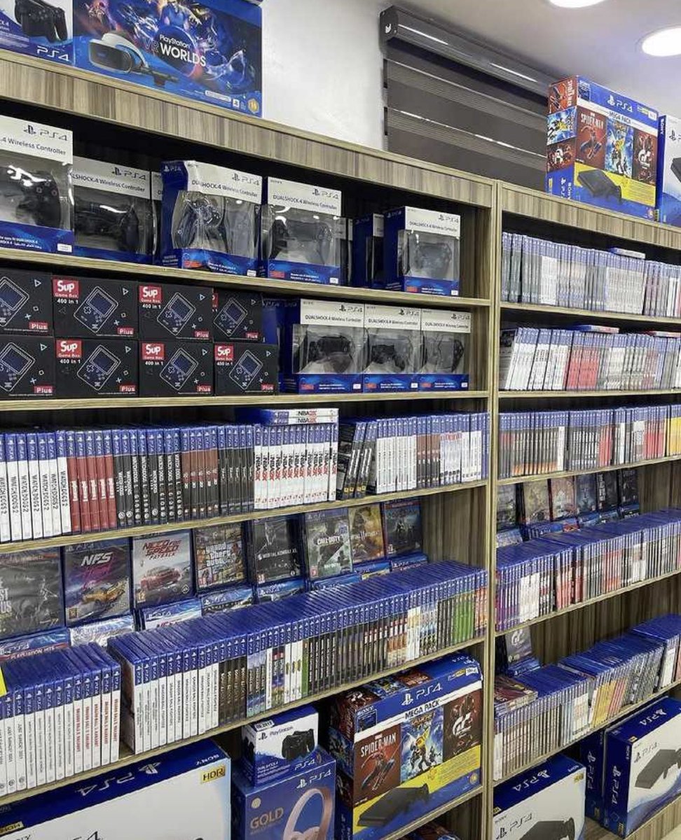 dignified_tm's tweet image. Furthermore, I provide a variety of services, including repairing phones, tablets, and laptops, fixing Face ID, replacing batteries and screens, upgrading iPhone models, installing games on laptops, repairing game consoles, and installing games on game consoles.