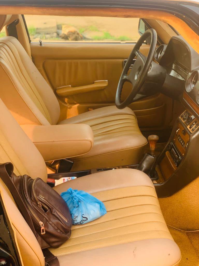 Kofi_Kwarteng's tweet photo. Antique Benz 4 Sale !!
Price: 25,000ghc(Negotiable)
Condition: Good
Call/WhatsApp: +233-500-200-868 https://t.co/7wZ2Brfyjy