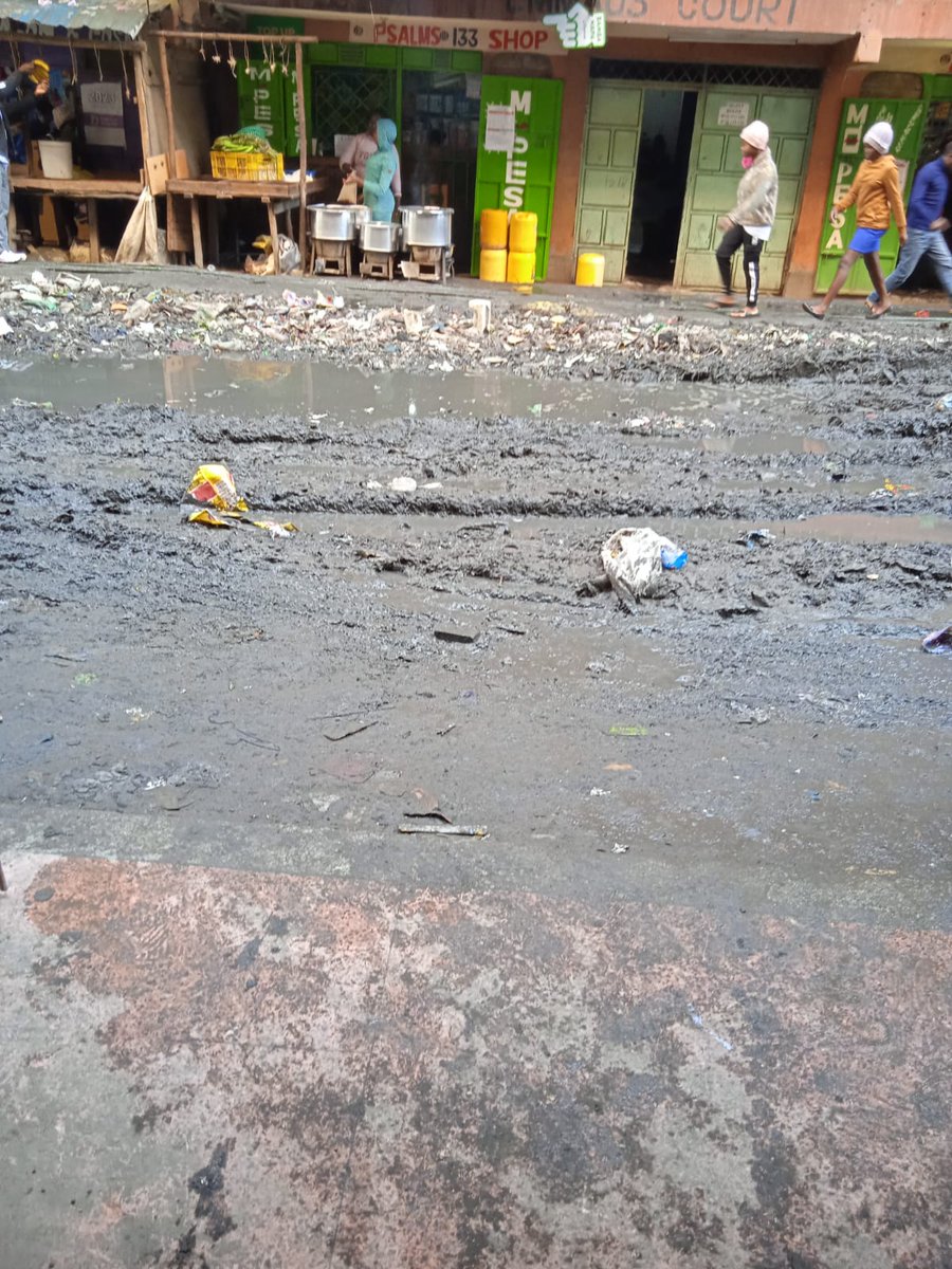 Honeyfarsafi's tweet photo. Hey guys. Here I am again with pipeline. These problems will never get solved on ground so if we make enough noise we might achieve something with this. Pipeline has been like this for over 20 years. Ignored,neglected and abandoned @SakajaJohnson promised to fix this. Please fix https://t.co/WbxK1NtSSM