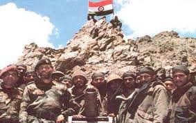 A grateful nation remembers the bravehearts of Kargil.
#OperationVijay
#SalutingOurHeroes
#RememberingKargilMartyrs