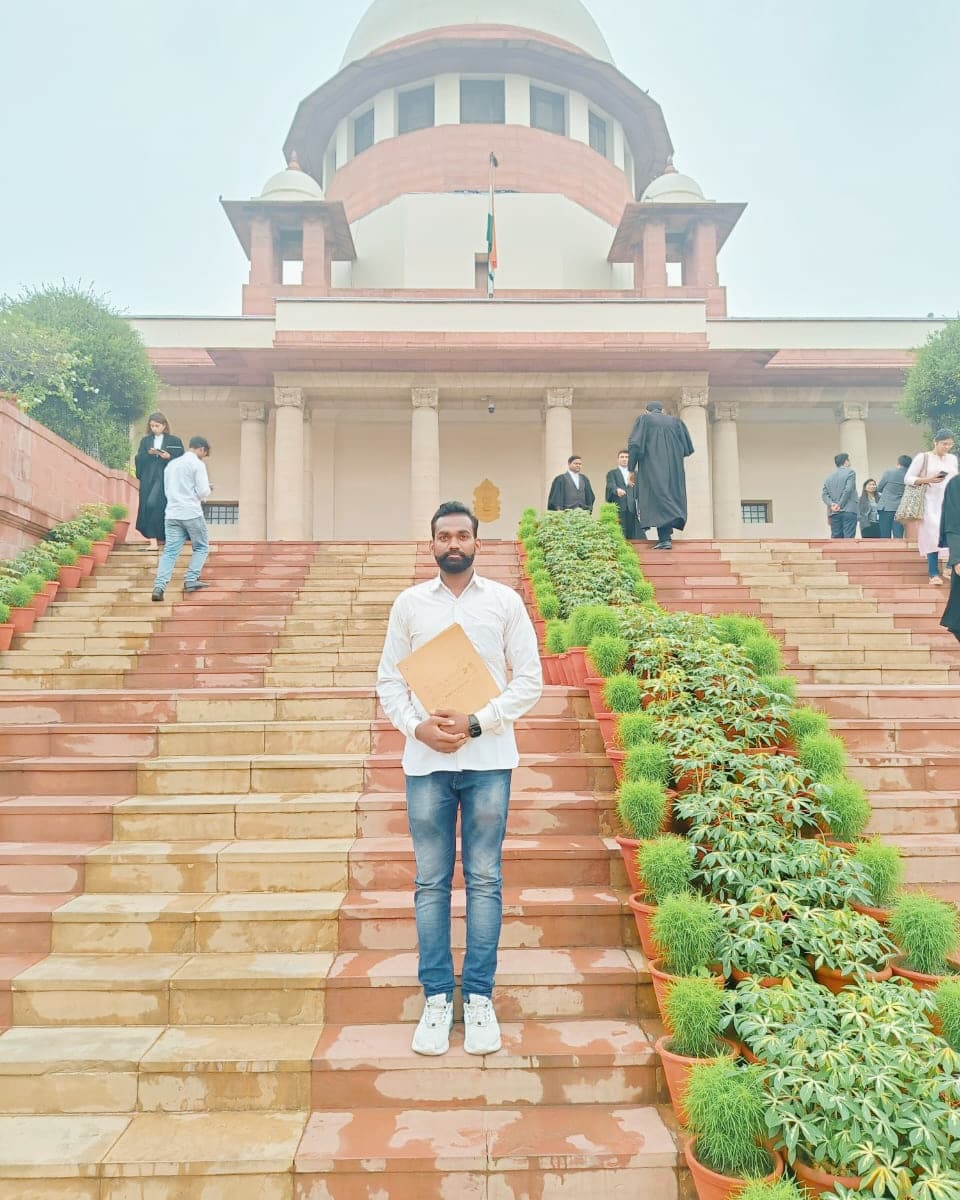महोदय जी SSC GD 2018 मेडिकल फिट युवा जिस प्रकार से दिल्ली हाई कोर्ट द्वारा जनरल आर्डर आने से युवा नाखुश हुऐ युवा अब सुप्रीम कोर्ट मे गुहार लगाया फाइनल जजमेंट पहले पार्टी पेटीशनर के पक्ष में हो उम्मीद करते हैं सही न्याय मिले <a href="/BhimArmyChief/">Chandra Shekhar Aazad</a> <a href="/RohitGautamBASF/">Rohit Gautam ji</a> 
<a href="/AmitShah/">Amit Shah</a> <a href="/HMOIndia/">गृहमंत्री कार्यालय, HMO India</a>