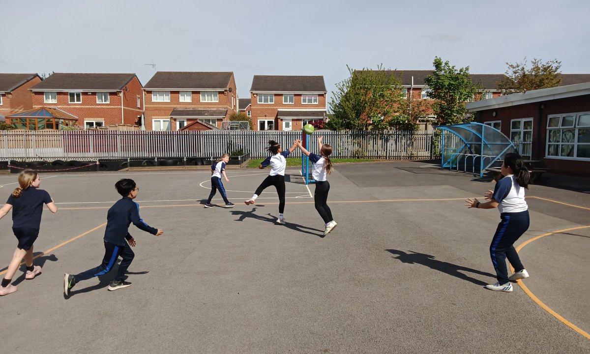 Miss Ranger tweet media