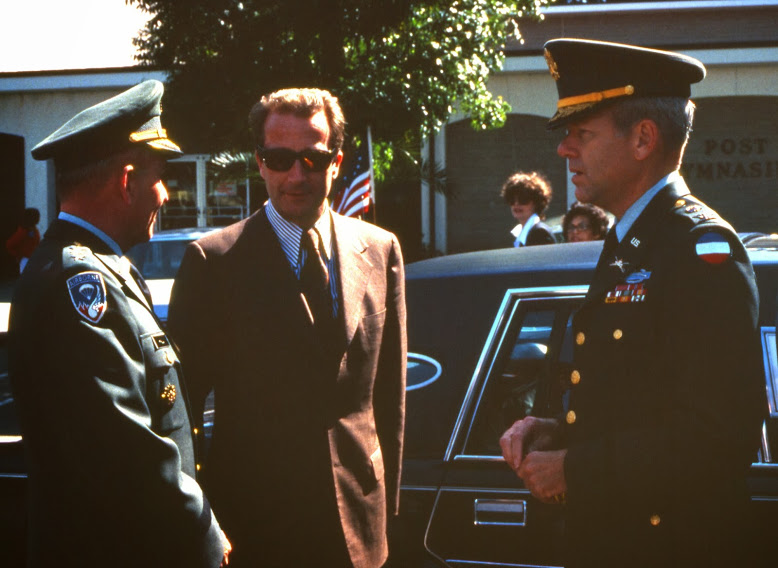 RealNoah2014's tweet photo. #TonstrubluPhotography #Lexington #Kentucky
''Tony's ''1981'' ''Prince of Belgium.''
''Visits Presidio U.S. Army Base.'' #PresidioofSanFranciscoCa
''Photo-Photo Movies By: Tony Rose.''
#USArmyPhotographer 1978-85 #USArmy
#Moviemaker #YoutubeTVApp https://t.co/DGSmtlE6Mg
