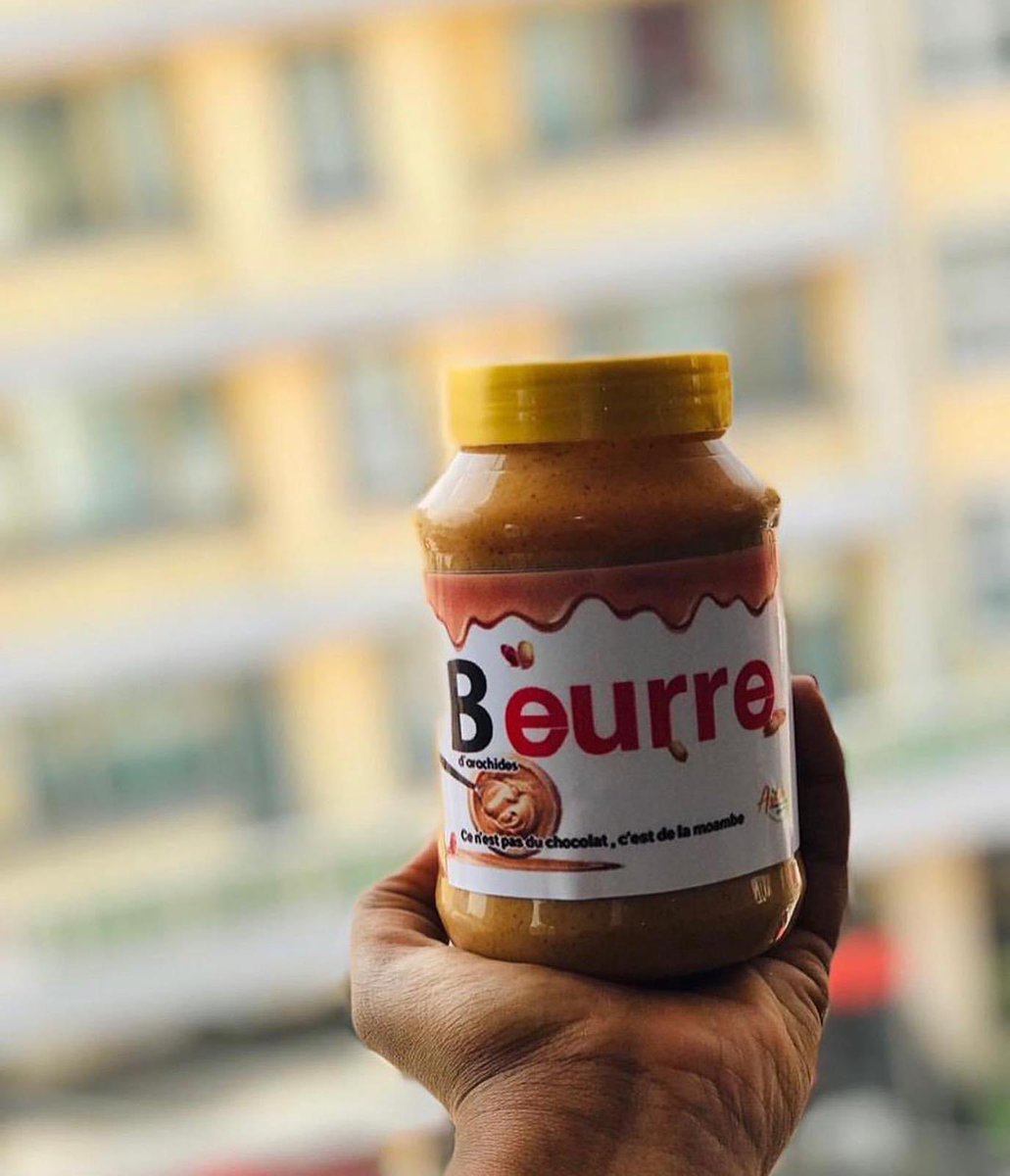 pepele_news's tweet photo. 📲📡[#Pepele_Annonce] La #RDC fait face à un sérieux problème de consommation des produits locaux malgré ses vastes terres arables et sa bioproductivité unique. @AziloaM , une entreprise #agroalimentaire a été mise en place depuis 2019 pour résoudre ce problème. (1/2) https://t.co/CtmklX57w7