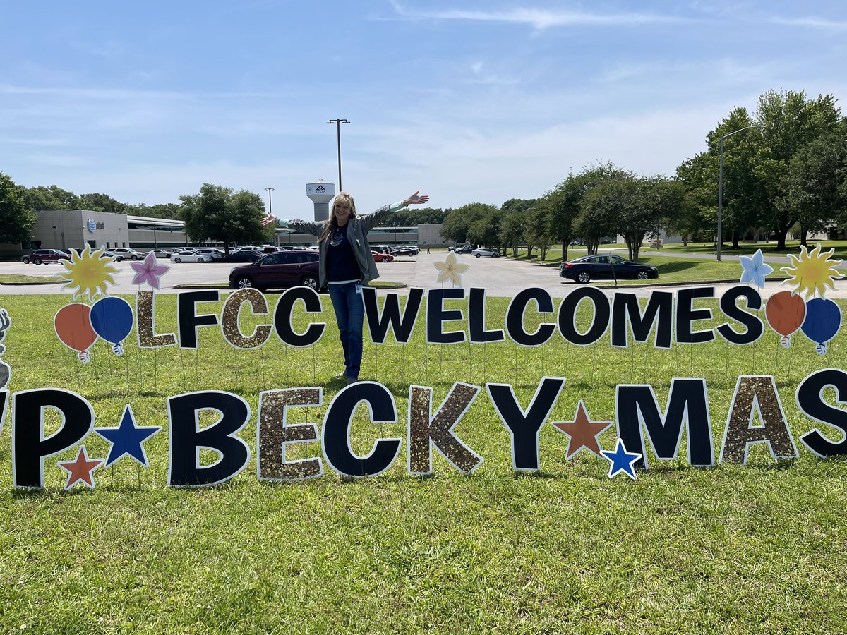 I’ve never had my own giant sign before. #LafayetteBME  #BAMtastic #BCSSleaders #LifeAtATT