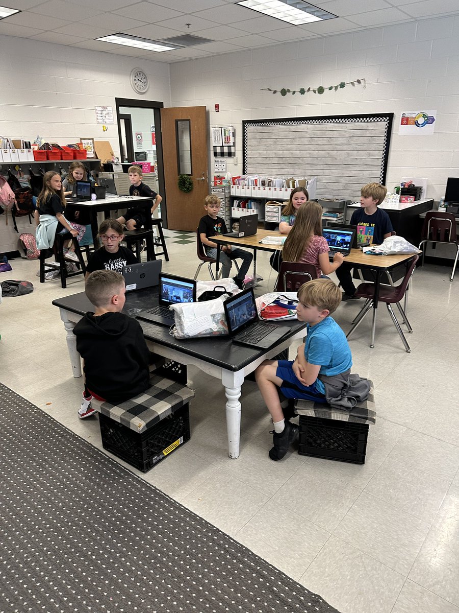 BG3ShineBRIGHT's tweet photo. Ss learned about @MicrosoftTeams today! They were super excited, but I’m hoping we only have to use it to connect with others and not virtual learning 😂 #shineBRIGHT #BGrocks @BGESTEM #ccsdconnectEd23 @ITSCCSD https://t.co/vKXCZw6yHY