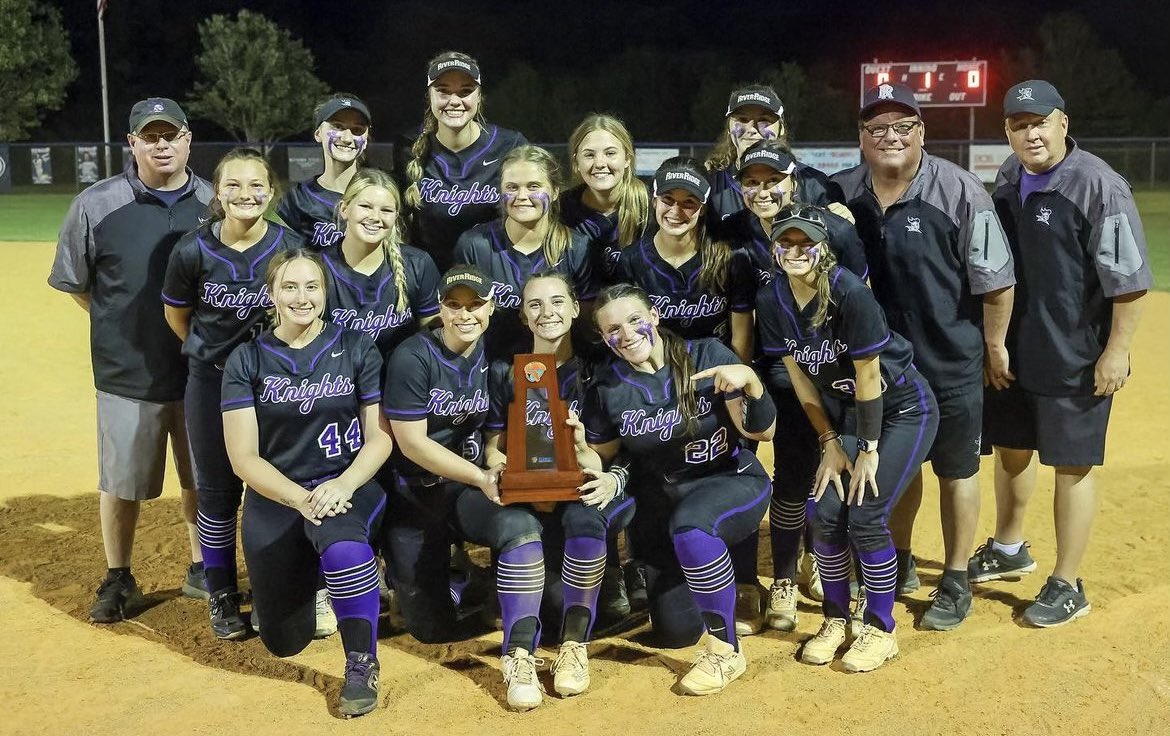 RRHSKnightsSB's tweet photo. Your Lady Knights are DISTRICT CHAMPS❗️❗️
@JaydaSmith44 got the W with 4IP/7k’s. @TarynNewton2025 got the save with 3IP/4k’s. Offensively @TarynNewton2025 and @caitlin_grace3 with 2 hits and Lilly Jackson w/ a big 2run 💣 to put away Wesley Chapel 6-5.
@rrhsknights 
@rrhsknights https://t.co/Ooglk6e9XV
