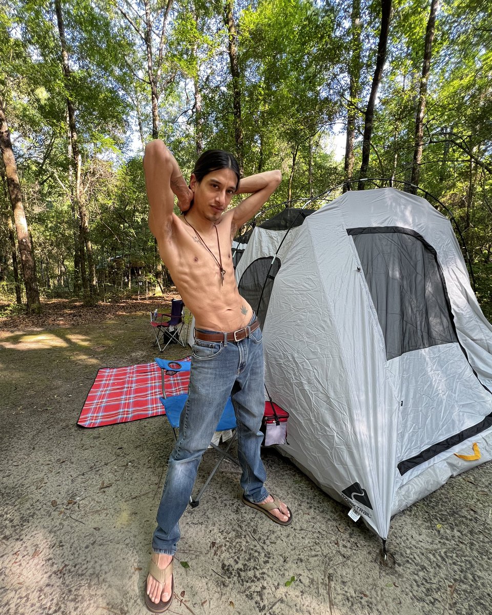 NatureFreak126's tweet photo. Hi Alabama, how are ya? ππβΊοΈ #Gay #LGBTQ #Travel #LGBTQ #Alabama #TravelPhotography #Model #GayCamping #CampOutAlabama #GayCampground #AlexGervacio https://t.co/YgmidhlDQW