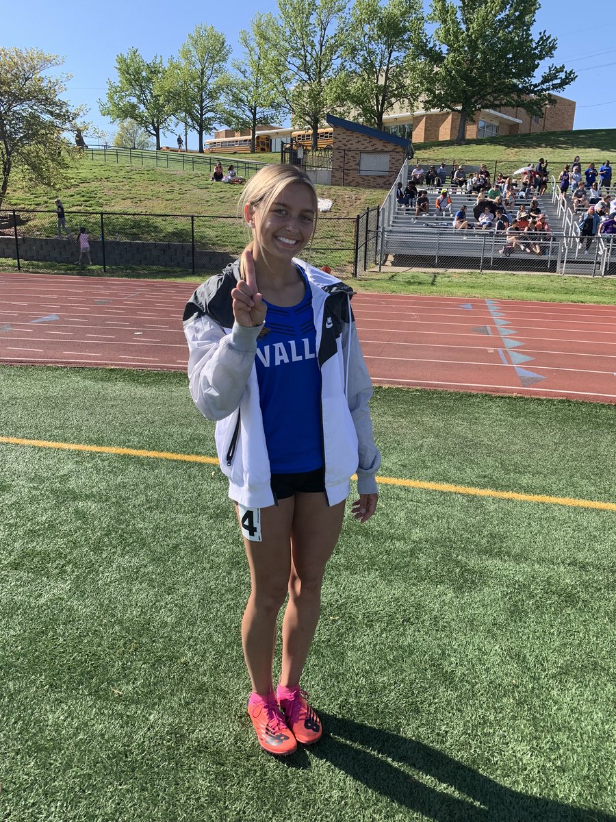 GVSD_Track's tweet photo. 🚨SCHOOL RECORD BREAKER!🚨
At tonight’s Suburban White Conference Championships, Grain Valley’s Madi Rogers goes 12.68 in the 100m dash to break a 21 year old record previously set by Sara Wilke in 2002! https://t.co/GTq3ARYA3r