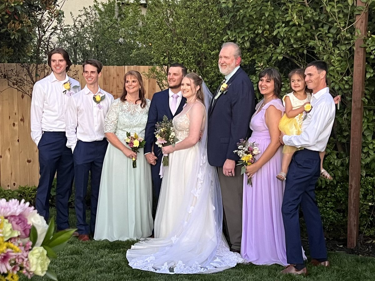 yamezrn's tweet photo. @I_am_Rachael__ @SoIrredeemabl Our beautiful family! Husband and I have been married 25 yrs this year, 4 adult children, 2 sons-in-law and 1 grandchild. Couldn’t be more proud of what we’ve accomplished…proud Americans who love each other and our flag 🇺🇸 https://t.co/DSXUDVWjOC
