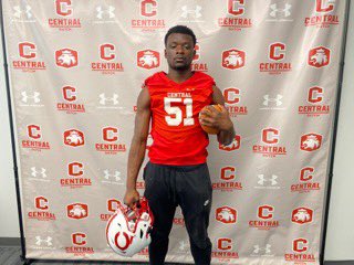 Walid Botcho (@botcho6walid) on Twitter photo Thank you to coaches at <a href="/CentralCollege/">Central College</a> @CUI_Football for honoring me with a Junior Day Visit to your college. Thanks to the players and staff for the tour around the campus
❤️🤍 Thank you to coaches at <a href="/CentralCollege/">Central College</a> @CUI_Football for honoring me with a Junior Day Visit to your college. Thanks to the players and staff for the tour around the campus
❤️🤍