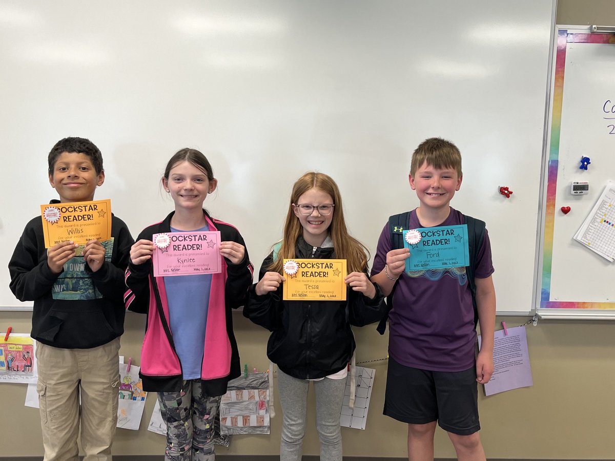 KaraTaylorhd4's tweet photo. So proud of this group of great readers!  They all made big gains this year.  #thedusterway #holdregedusters ⁦@HoldregeDusters⁩ https://t.co/8CRdDWKzZV