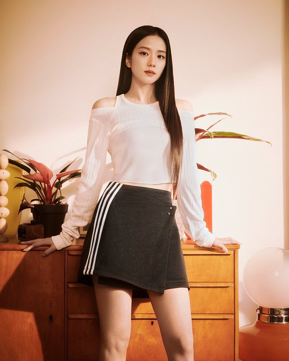keitadj3's tweet image. #BLACKPINK ジス for adidas originals

FORUM with #JISOO