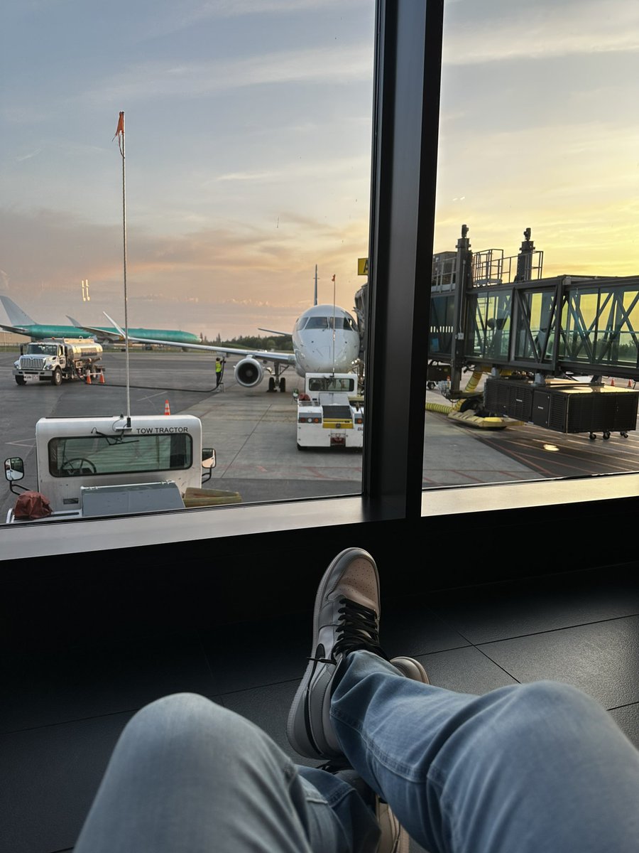 Silicon Valley here I come. Can’t wait to get rolling with <a href="/MenloVentures/">Menlo Ventures</a>, <a href="/m_disrupt/">MDisrupt</a> &amp; <a href="/goodwinlaw/">Goodwin</a> at their inaugural Digital Health Founders Fellowship. #startup #digitalhealth