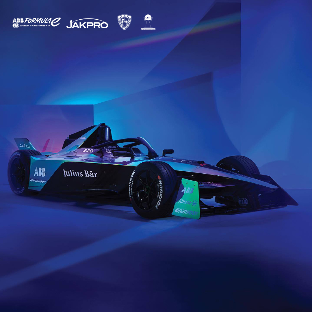 Mobil Gen3 siap untuk season 9 Formula E 😍 Sudah siap lihat canggihnya Mobil Gen3 Formula E? dapatkan tiket di jakartaeprixofficial.com #JakartaEprix #FormulaEJakarta #FormulaE #ChangeAccelerated #FastfortheFuture #JakartaEprixCircuit #VisitJakarta @fiaformulae @jakprogroup