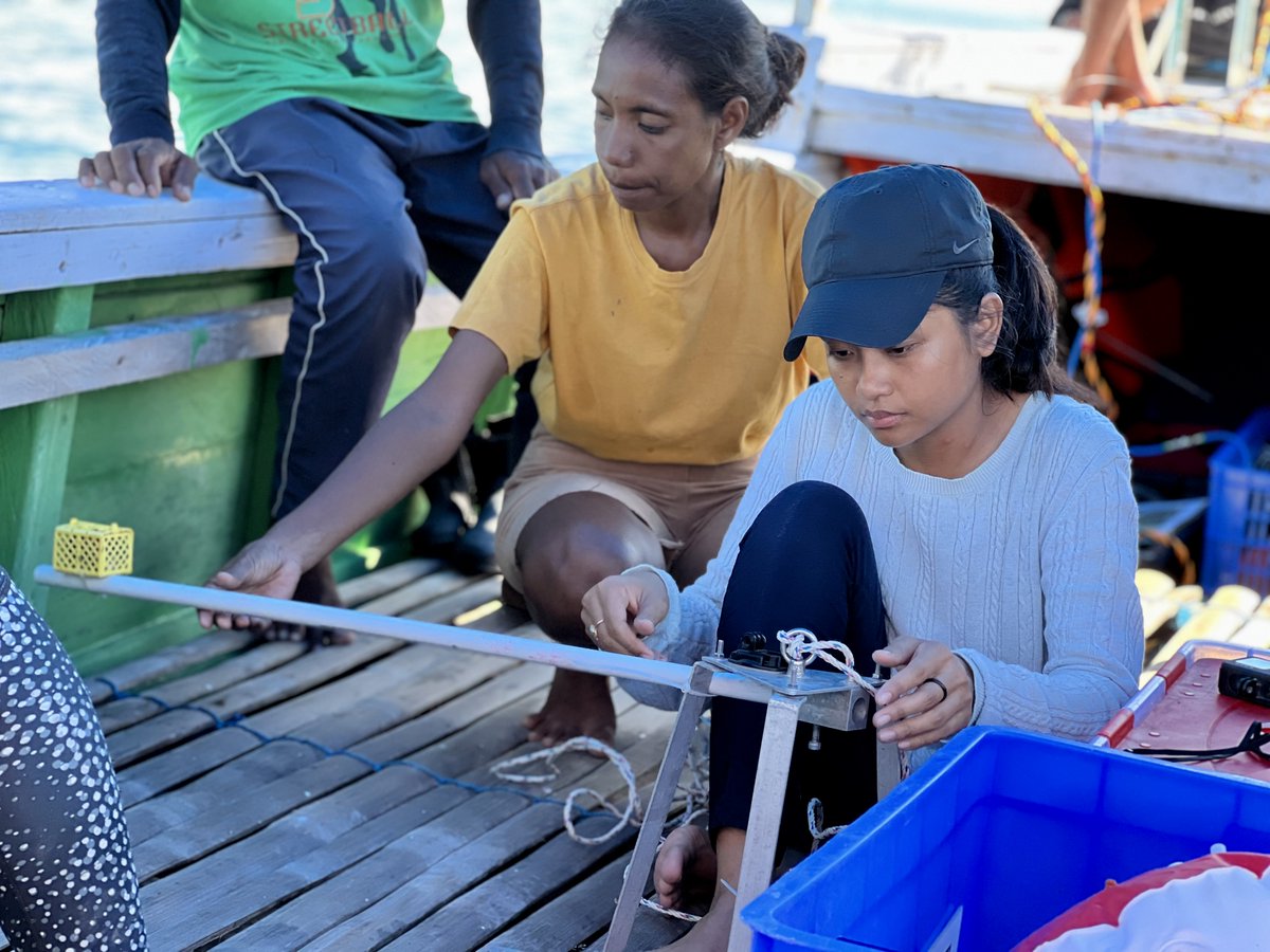 VSA is working with coastal communities in Timor-Leste to strengthen and sustain fisheries management and governance locally. Read more about VSA volunteer Cecilia Lay's work with Blue Ventures.  vsa.org.nz/.../coastal-co…  📷 @bvtimorleste