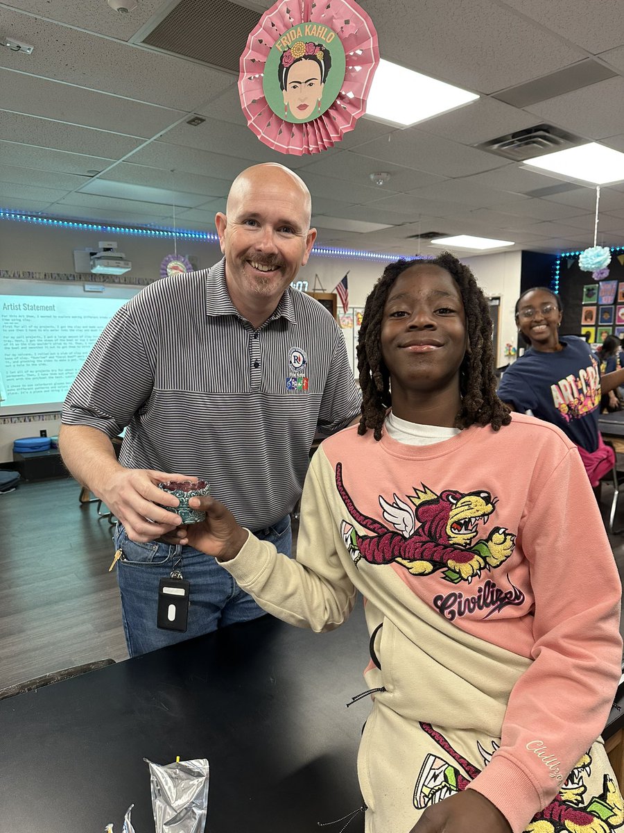 MsCompean's tweet photo. What an amazing day getting to listen to my Art Crew share their research, process, &amp; artworks with @JBradfordRISD &amp; @Artk12RISD I am so proud of these kids, &amp;I’m so glad that they got to hear how incredible they are today. Thank you Jeff and Myron!
#risdartmatters #risdbelieves https://t.co/zWlFH6S0hc
