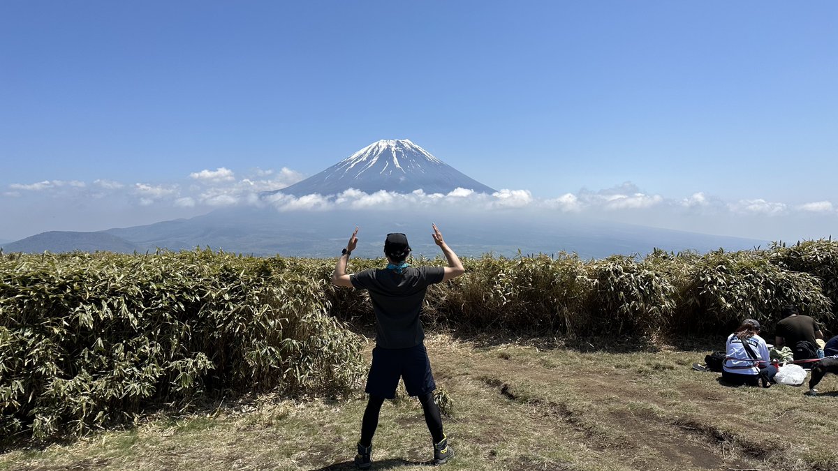 CHCHBOLO's tweet photo. 到着！
富士山🗻 https://t.co/SmccYckt6x