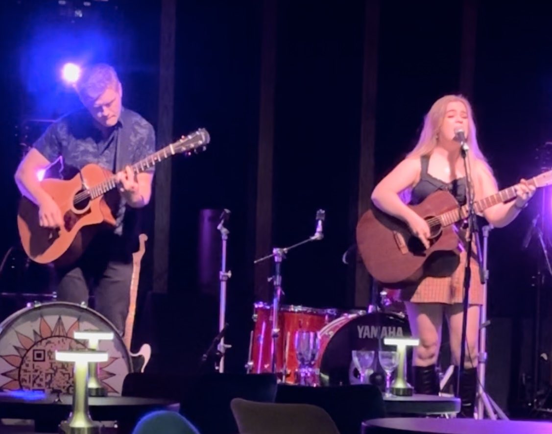 DorstenMusic's tweet photo. โ๏ธBack home after an AMAZING cpl days in #Nashville
Interview on @TODAYINNASH about that nights show & our next release โSea Salt London Sessionsโ
โ
https://t.co/sAl7i6tV8q
AWESOME show w/ @BreakingSound at The Electric Jane. Met so many super cool peeps!
#itsgettingexciting https://t.co/hPaNs7Uhq9