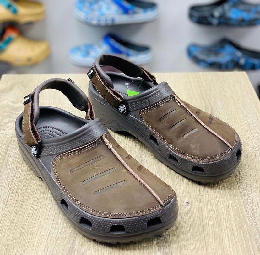 crocskali's tweet image. Naomba retweets zenu wadau 🙏🏻

Pata crocs yako leo kwa 45,000/= tu.
Tupigie kwa 0769928320
Duka letu lipo kariakoo msimbazi.
Delivery ni uhakika 🛒🛍

Mikoani tunatuma 📦

For deliveries : wa.me/255769928320

 #CrocsComfort 

Gusa retweet 🙏🏻

#SHOPWITHUS 🛍 👊🏽

1.