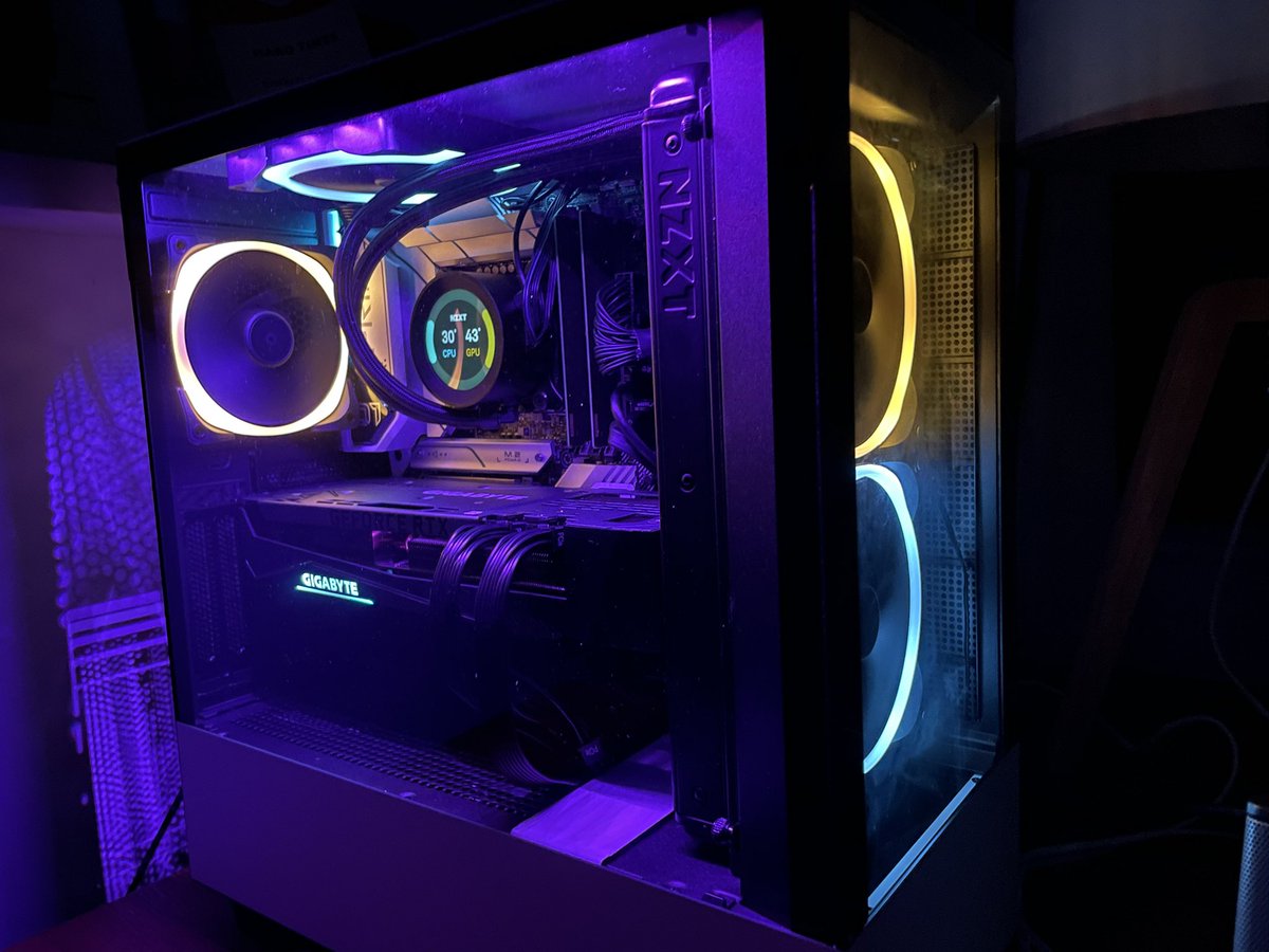 dropshado_'s tweet photo. @XboxGamePassPC It’s @NZXT end of tweet https://t.co/Q3ywmX1Gfu