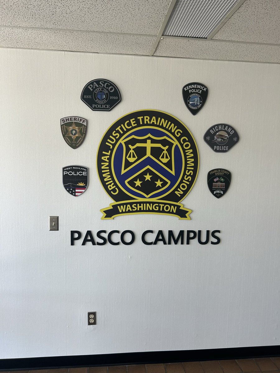 WASTATEFOP's tweet photo. Today WAFOP saw one of it goals come true with the opening of the first regional academy in Tri-Cities. Thank you to Senator Lovick, the Governor and all the other legislators that help this happen. #FOPSTRONG #onetruevoiceforlawenforcement #WAFOP #BLEA https://t.co/p5NWGIxJrp