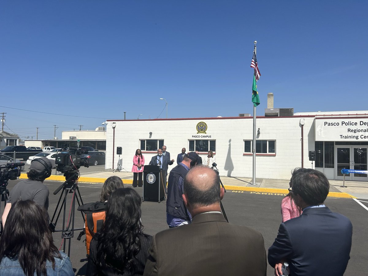 Today WAFOP saw one of it goals come true with the opening of the first regional academy in Tri-Cities. Thank you to Senator Lovick, the Governor and all the other legislators that help this happen. #FOPSTRONG #onetruevoiceforlawenforcement #WAFOP #BLEA