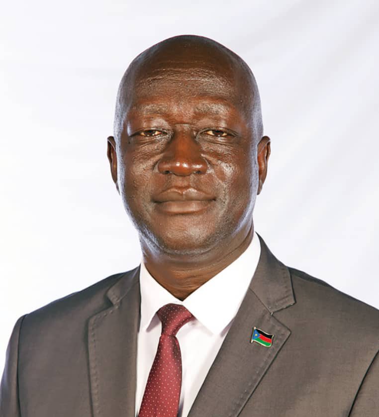 MandeAfricano's tweet photo. I am a husband, Proud Father of 5.
Maj. Gen. (Reserved) SSPDF, Former Governor of #Maridi State/DCG, @NRA_SouthSudan
A Strategists from NPS, Monterey #California. Avid Reader, writer & Passionate about community development @amfsouthsudan & Environmental conservation. #SSOT https://t.co/PVDttQVhHD