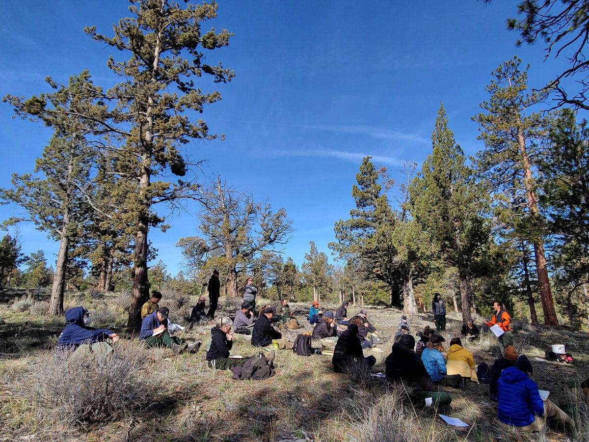 Central OR TREX hosted 40+ local, regional, and intl. participants for peer-to-peer, experiential learning of prescribed fire to restore fire-adapted ecosystems. @OSUFireProgram’s Ariel Cowan was honored to support the event. @nature_oregon @oregonlivingwithfire @DscvrYourForest