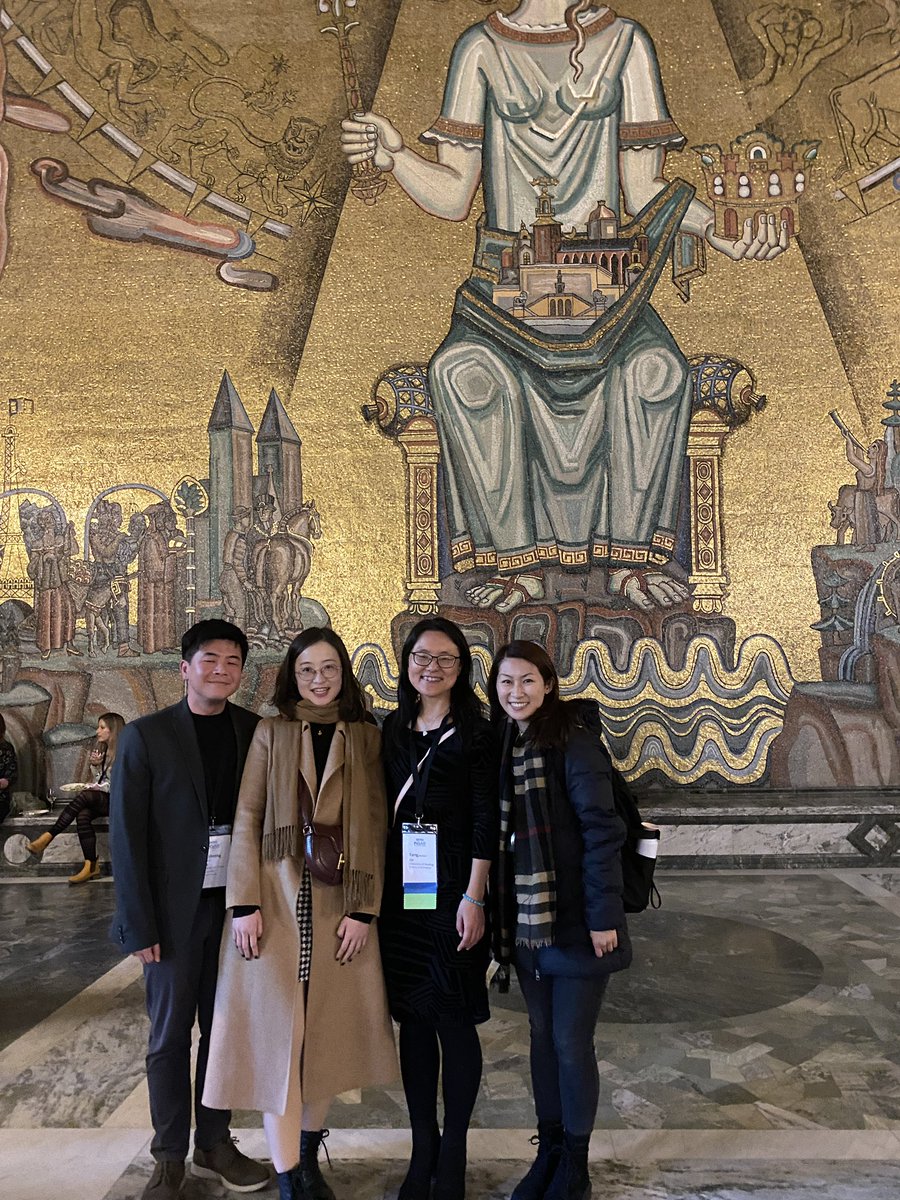 It’s so great meeting my wonderful former lab members @AutismINSAR! @jiahoongong, @FlorenceYNLeung, and Alice, you are the best and I’m so proud of you!