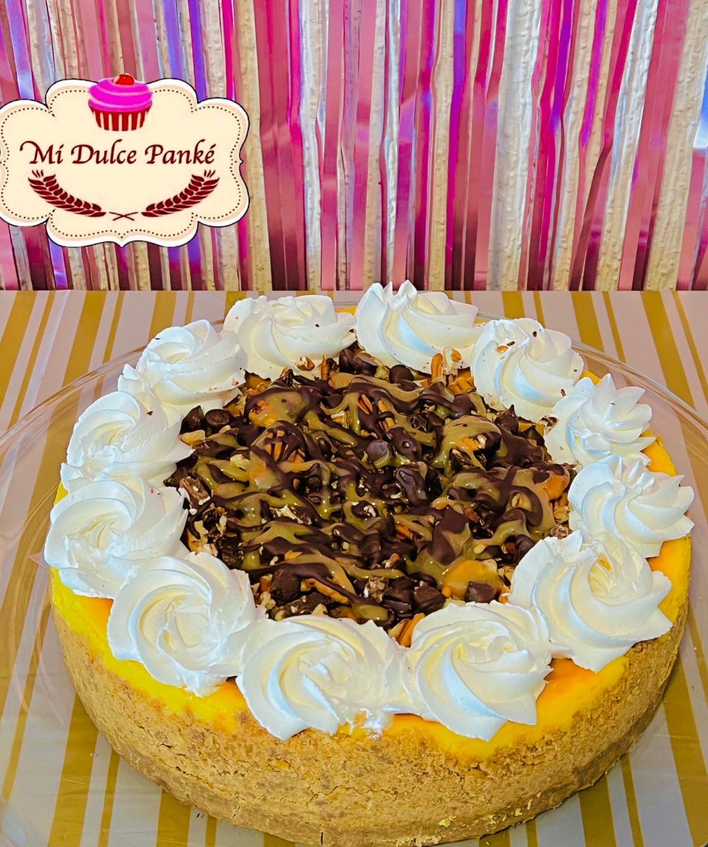 midulcepanke's tweet photo. Cheesecake Tortuga.
Tradicional cheseecake de queso Philadelphia cubierto con chispas de chocolate, nuez , chocolate fundido y Dulce de leche
#MiDulcePanké #MiDulcePanke #HaciendoDulcesTusMomentos #Reposteria #Sabor #Cheesecake #cheesecakeLovers #Philadelphia #cheesecaketortuga https://t.co/MI1pKMXumr