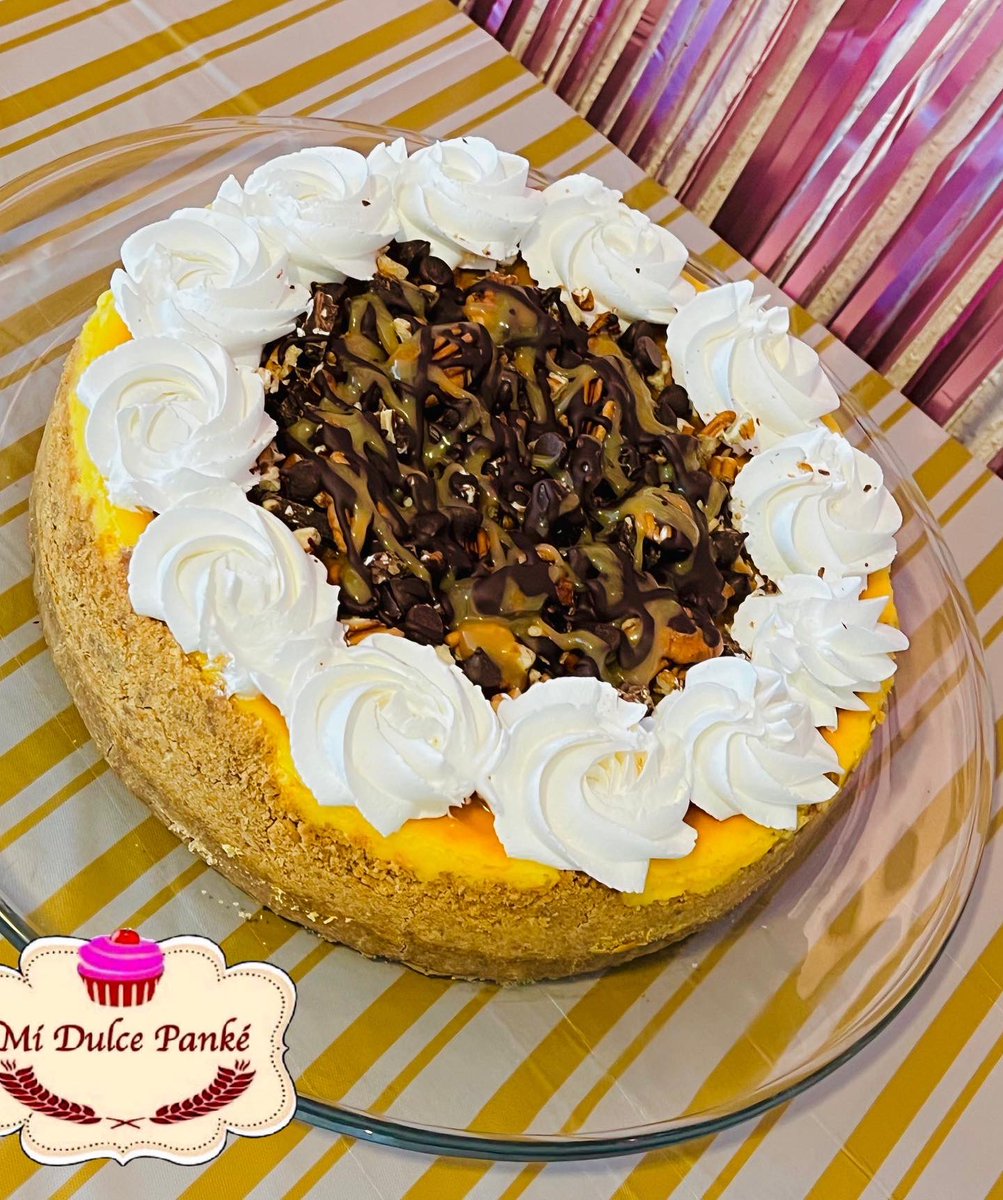 midulcepanke's tweet photo. Cheesecake Tortuga.
Tradicional cheseecake de queso Philadelphia cubierto con chispas de chocolate, nuez , chocolate fundido y Dulce de leche
#MiDulcePanké #MiDulcePanke #HaciendoDulcesTusMomentos #Reposteria #Sabor #Cheesecake #cheesecakeLovers #Philadelphia #cheesecaketortuga https://t.co/MI1pKMXumr