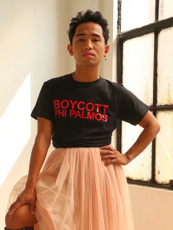 pauloMDtweets's tweet photo. Hello po sa mga #PHInatics who Will watch #TheReconciliationDinner regarding po sa #BOYCOTTPHIPALMOS shirt ni @phipalmos since pre order po lahat. I would like to inform you na I'll be out town this weekend thank you po. https://t.co/4TR2cUWTes