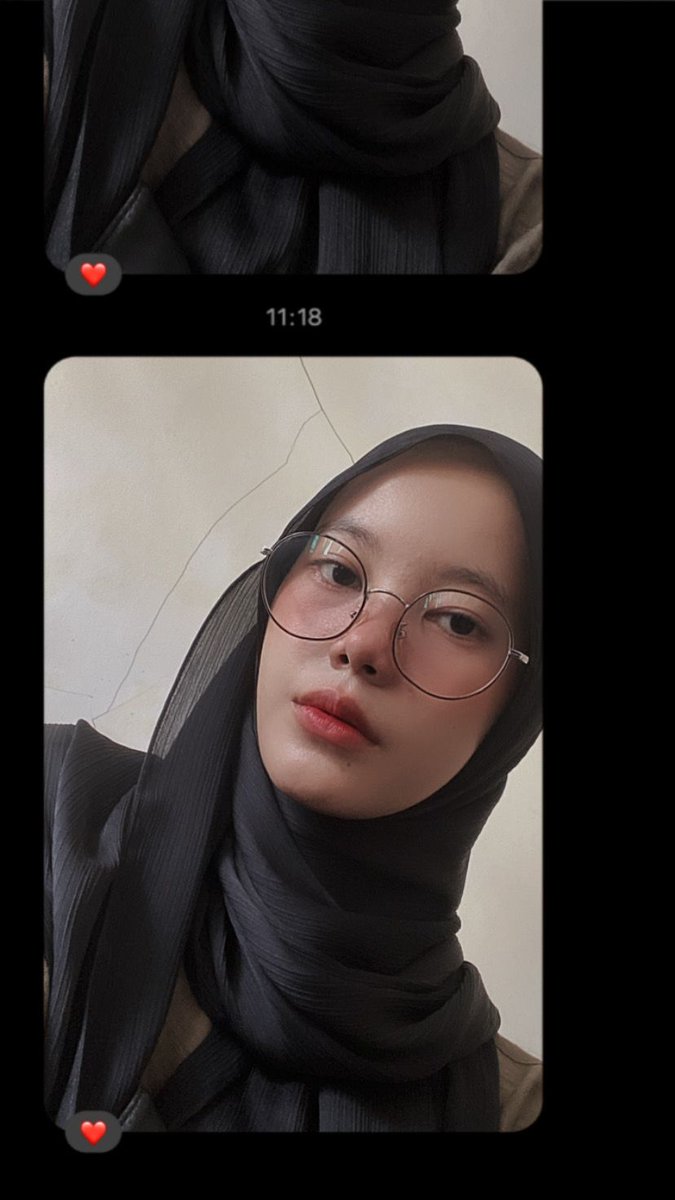 hannieflo's tweet photo. kuliah kak https://t.co/2LXahEjaqY