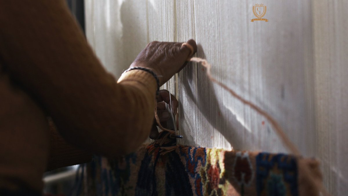 ChoudharyImpex's tweet photo. Handmade with love and care, each Choudhary Impex carpet is a true masterpiece.
#ChoudharyImpex #HandKnottedCarpets #LuxuryLiving #ElevateYourSpace #HomeDecor #InteriorDesign #FloorArt #CarpetsOfInstagram #Rugs #Handmade #QualityCraftsmanship #Artisanal #TimelessBeauty https://t.co/N2l5ovhaL5