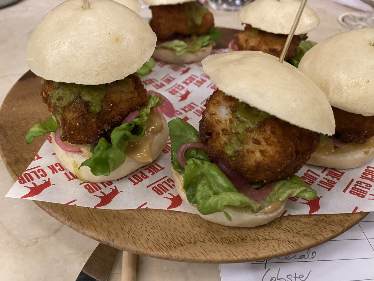 Dan Nicholl tweet media